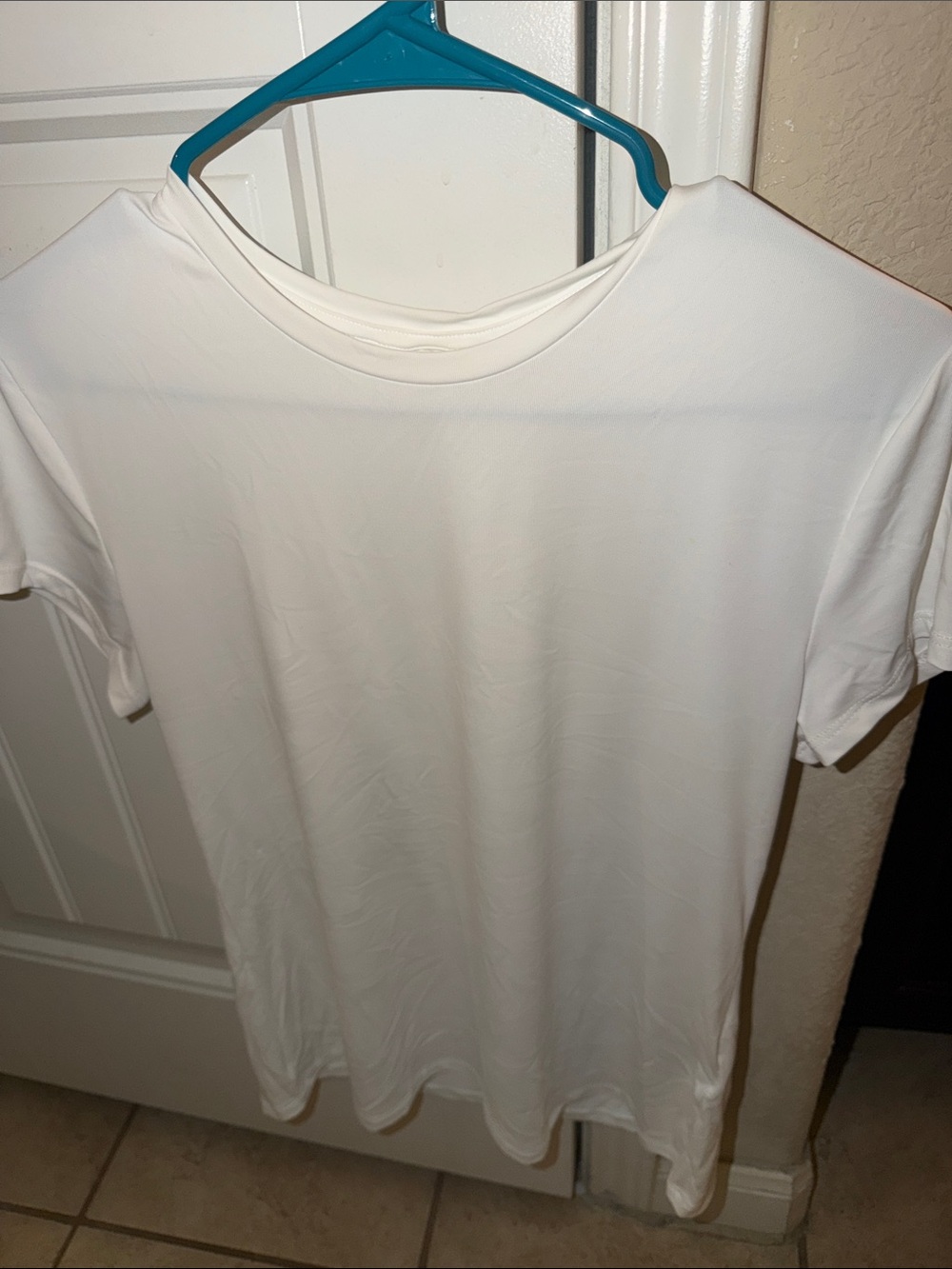 H&M White Short Sleeve Crew Neck Tee